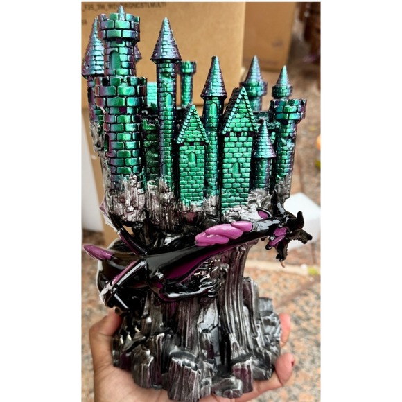 Maleficent Dragon Castle Pedestal And Matching Candle‎ New - Picture 3 of 4